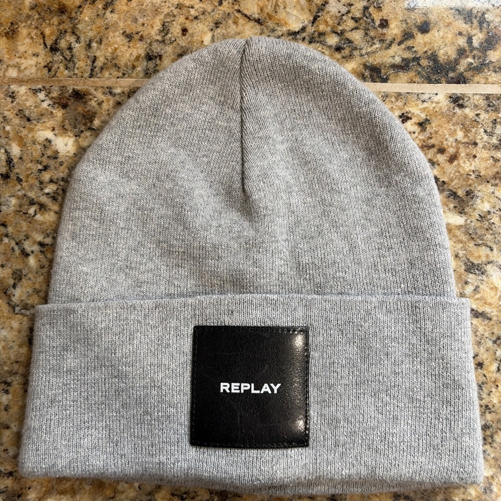 REPLAY Gray Grey Logo Patch‎ Knit Beanie Hat Outerwear Unisex Accessory